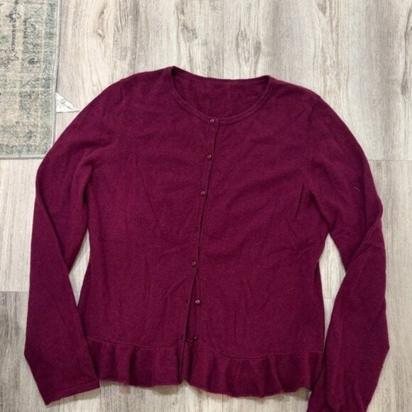 Garnet HIll burgundy Women's  Sweater size XL 100% cashmere missing button - Picture 1 of 7